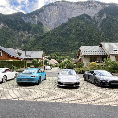 Hotel Oberland Le Bourg-d'Oisans Bagian luar foto
