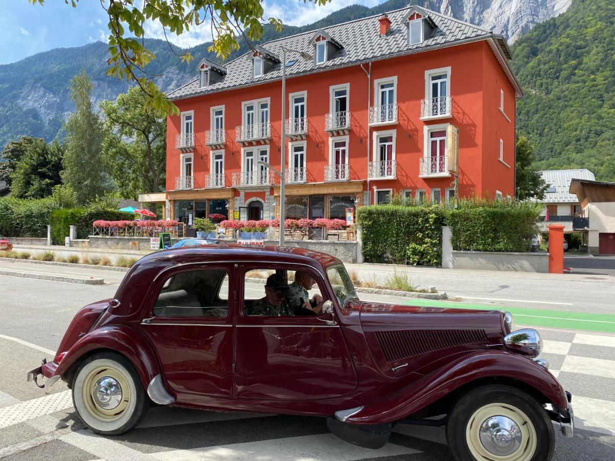 Hotel Oberland Le Bourg-d'Oisans Bagian luar foto