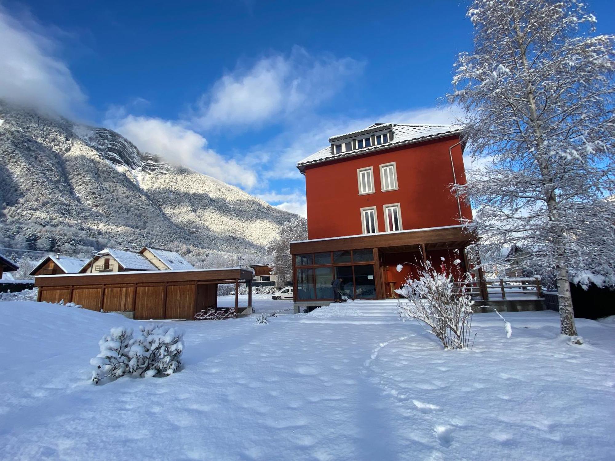 Hotel Oberland Le Bourg-d'Oisans Bagian luar foto